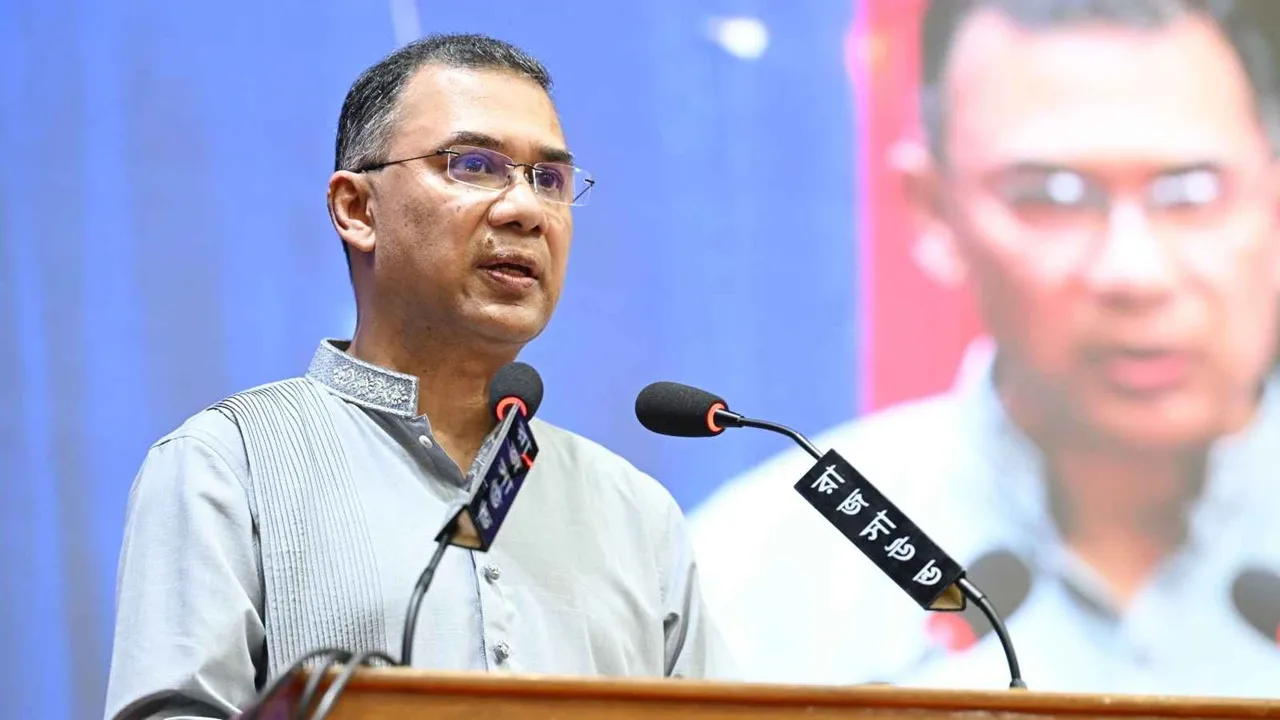 ঢাকাকে বাসযোগ্য করতে সিরিয়াসলি চিন্তা করুন: প্রধানমন্ত্রী