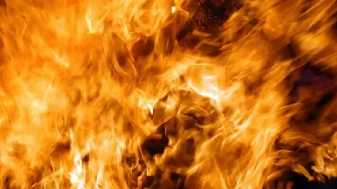 Microbus catches fire near Dhaka airport