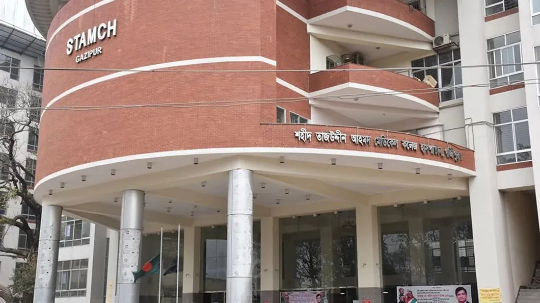Gazipur hospital authorities blame disorder inside lift for patient's death