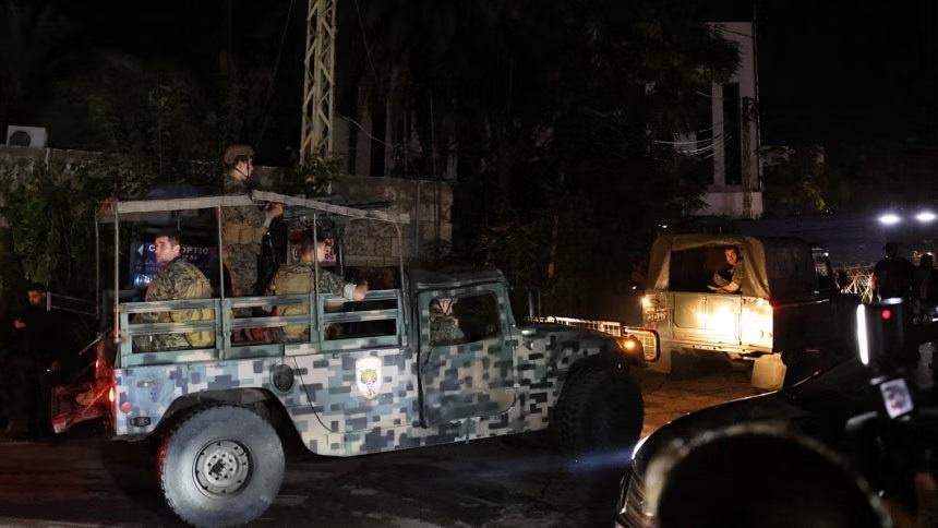 US allows non-essential embassy staff to leave Lebanon
