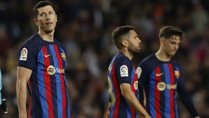Below par Barcelona held to 0-0 draw by Girona in LaLiga