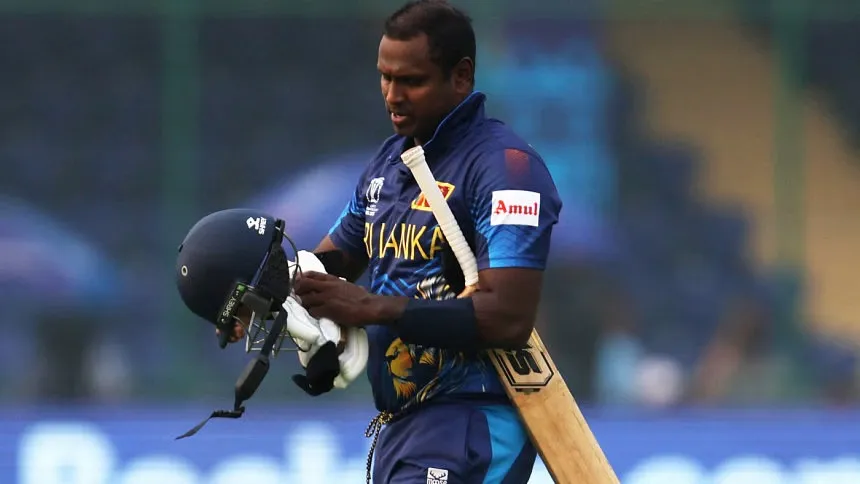 Mathews gets timed out: How it happened