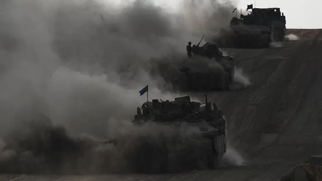 Israel seizes Gaza's entire border with Egypt, presses with raids into Rafah