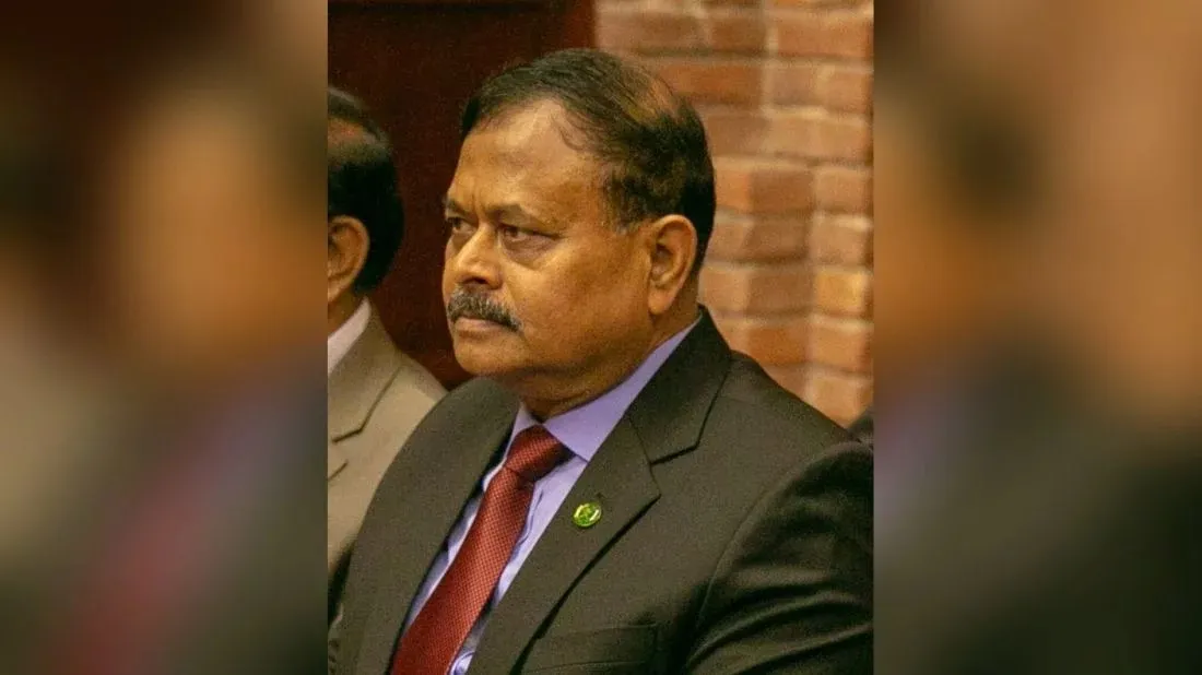 General Aziz's wife, son left Bangladesh for Bahrain