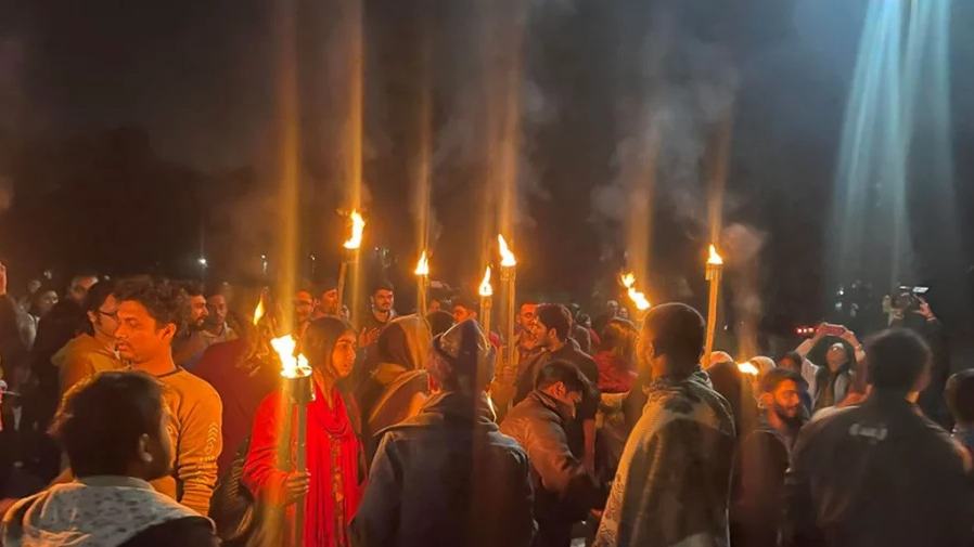 JU Chhatra League under fire over crime spree on campus