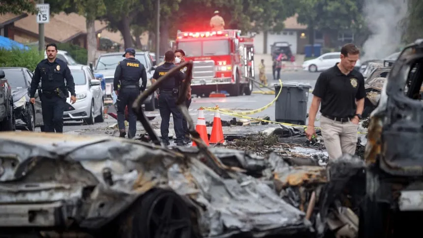 Pilot, all 5 passengers killed in San Diego plane crash