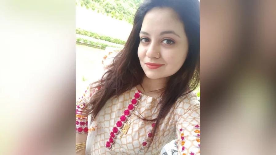 Late film director Sohanur Rahman's daughter found dead