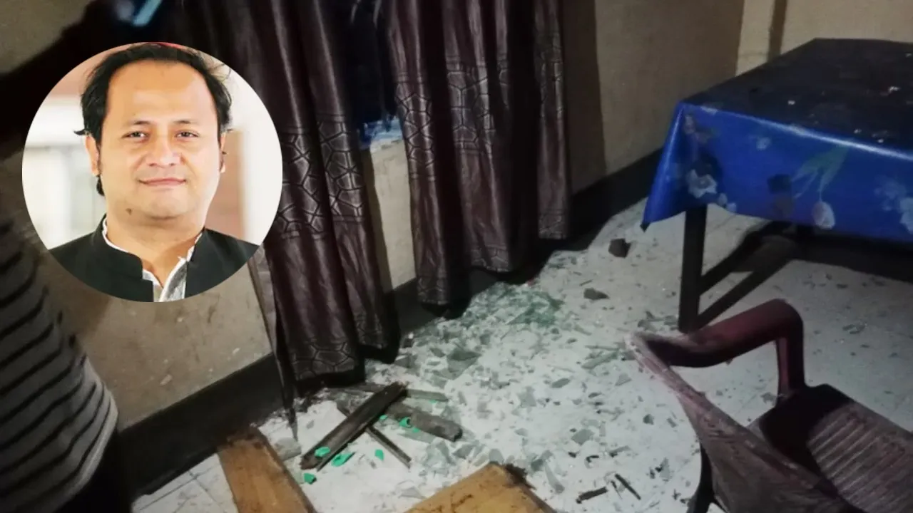 Education Minister's residence was attacked and vandalized