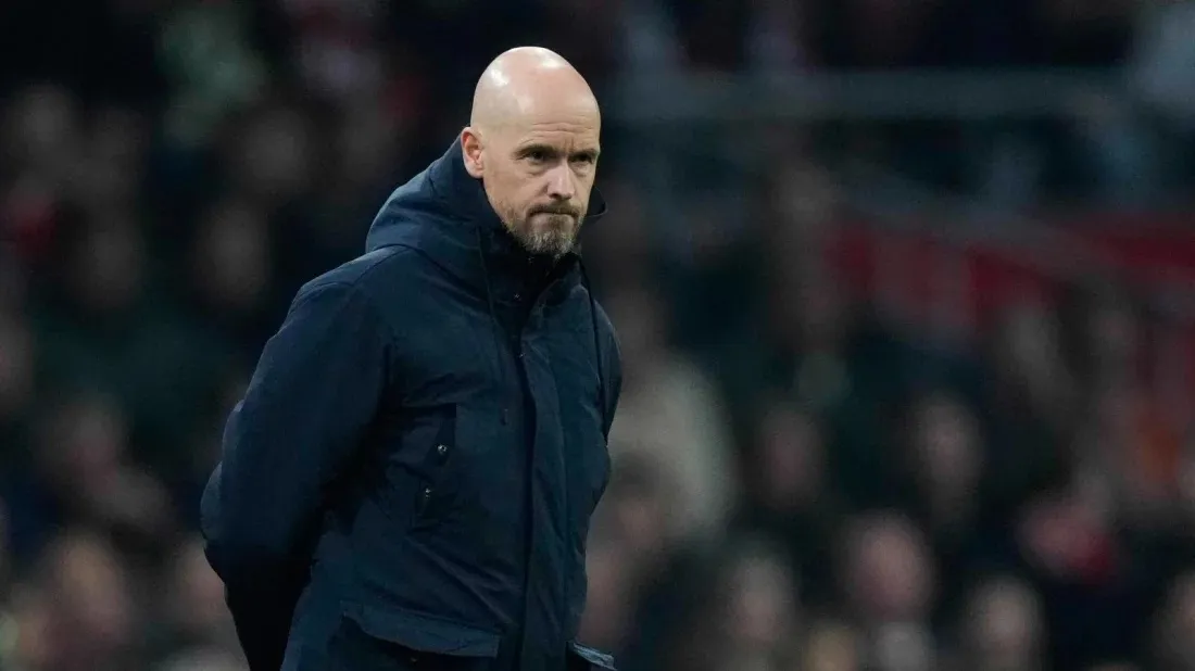 Ten Hag signs new Man Utd deal