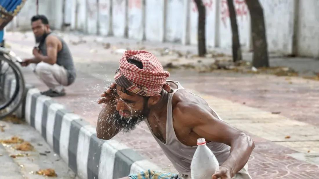 Mild heat wave sweeps over Rangpur, Rajshahi divisions