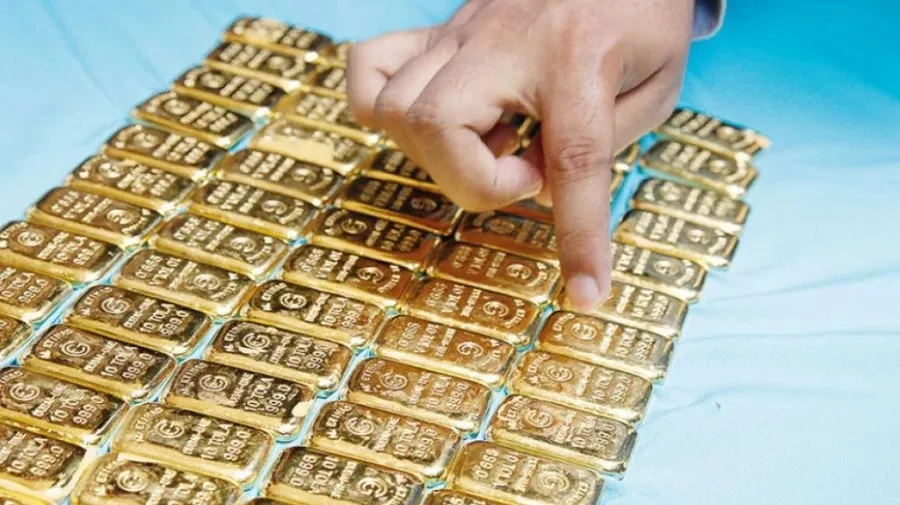 Woman arriving from Dubai arrested with 8kg of gold at Dhaka airport