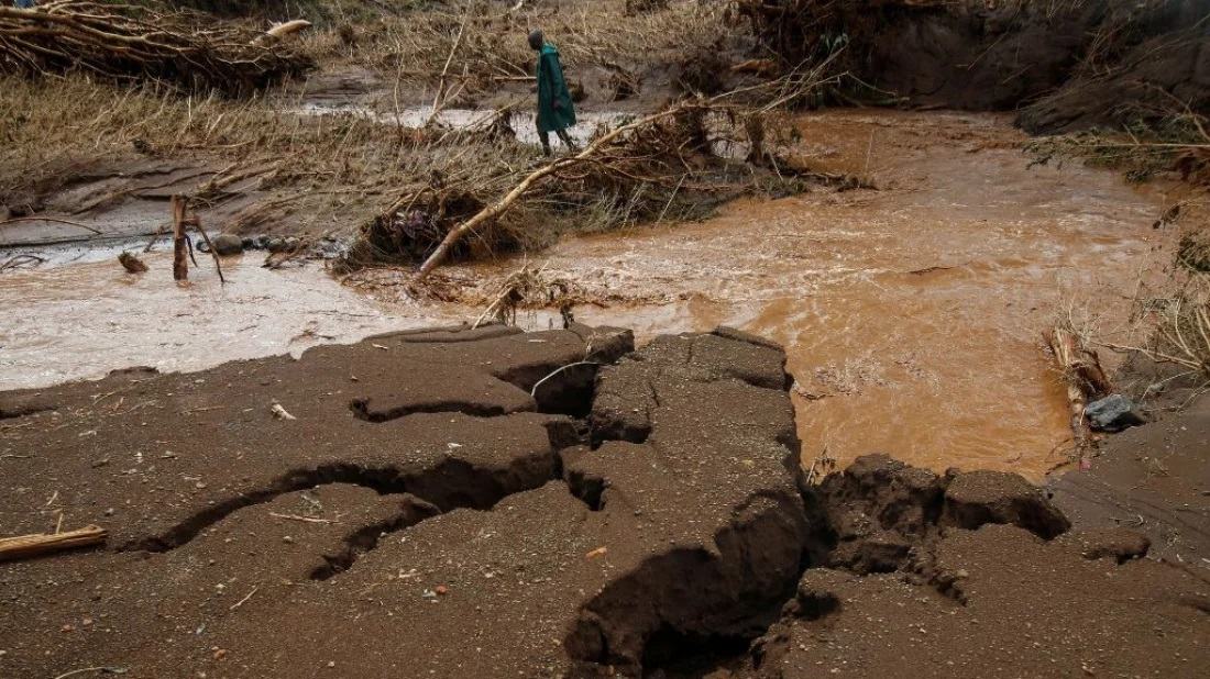 Kenya floods death toll at 228 as crisis persists
