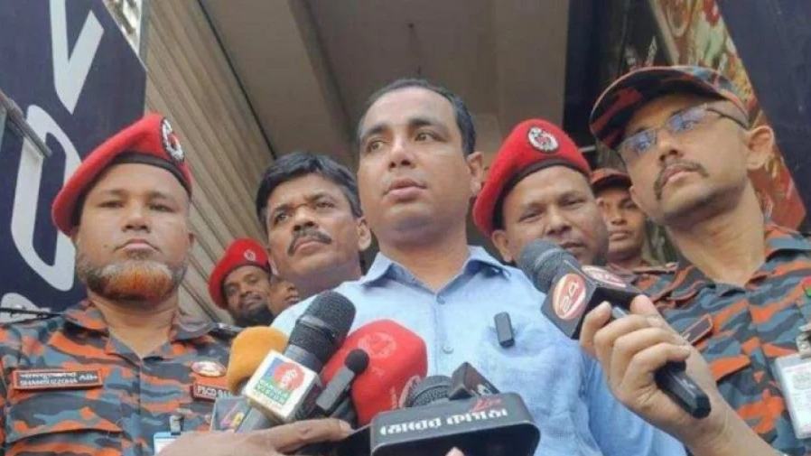 DSCC fines 13 for unauthorized shops on New Supermarket stairs