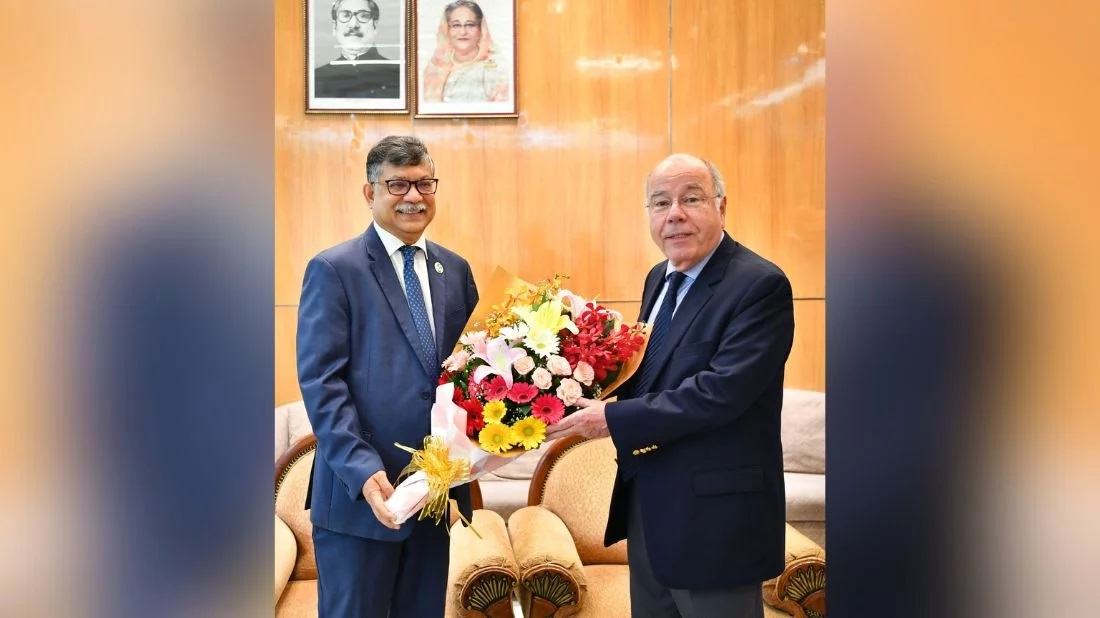 Brazilian foreign minister arrives in Dhaka