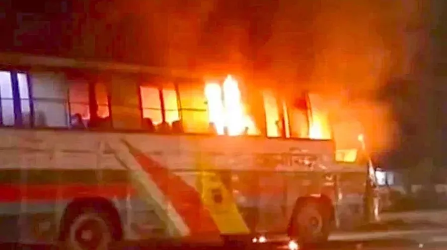 Bus set on fire in Gazipur