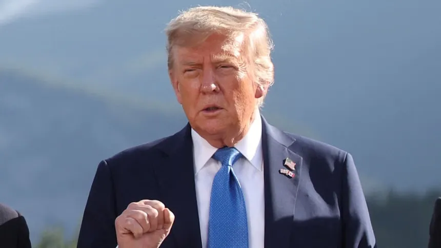 Trump says he wants Iran to give up entirely on nukes, according to CBS News