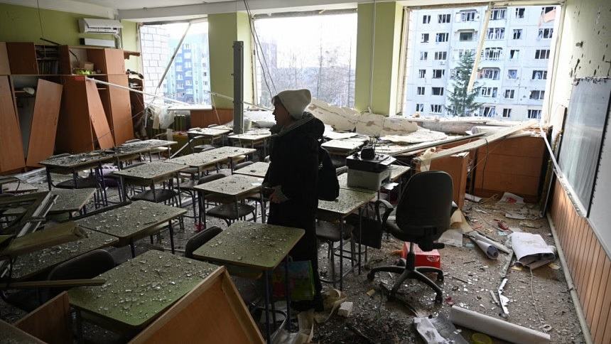 'Massive' Russian strikes kill at least 30 across Ukraine