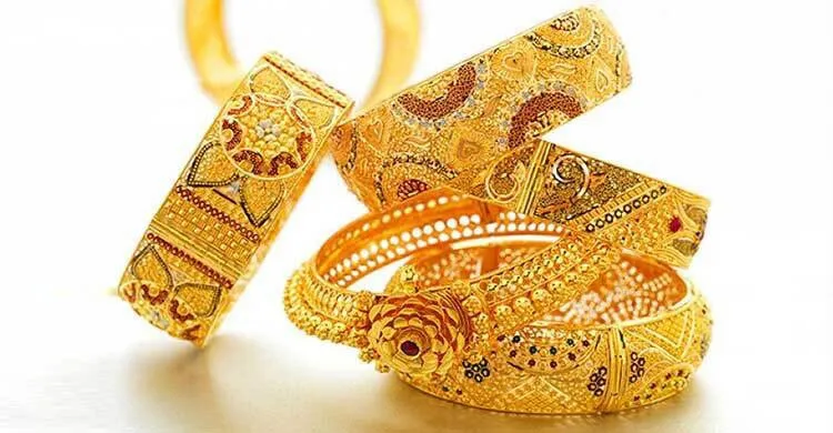 Gold price reduced by Tk 1167 per bhori