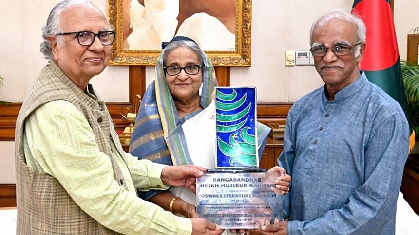 Bangabandhu’s FOSWAL Literary Award handed over to PM