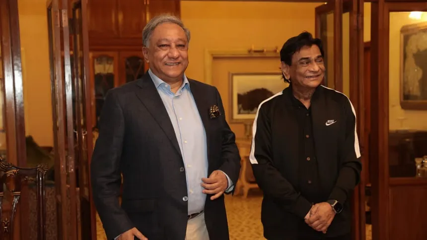 I used to go to stadium just to watch him play’: Papon says after meeting Salahuddin