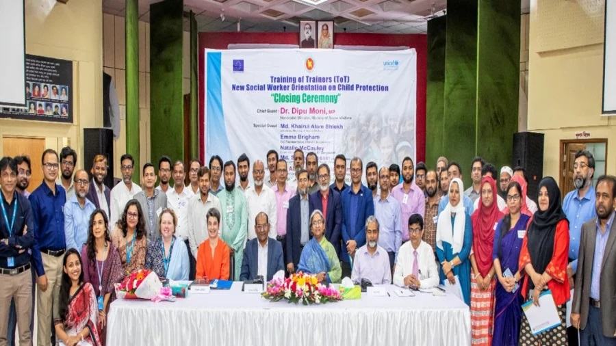 Govt boosts social workforce by 40% with Unicef for child protection
