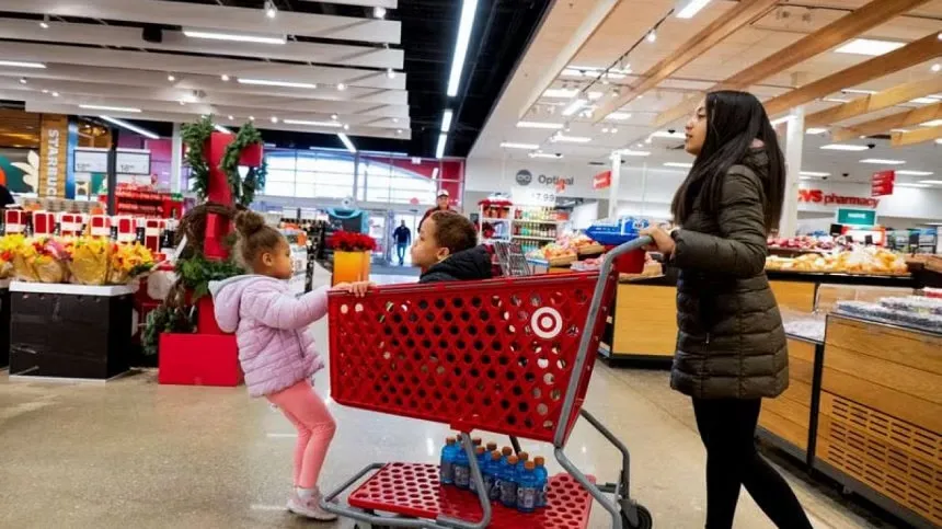 US inflation decelerating in boost to economy