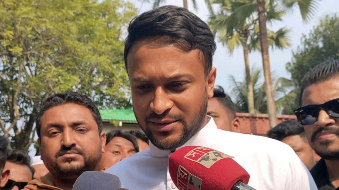 Shakib Al Hasan slaps man, video goes viral on social media