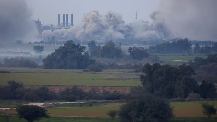Netanyahu says Israel must control Gaza's border with Egypt