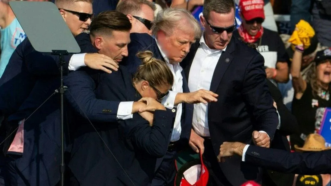 US conservatives blame women Secret Service agents who protected Trump