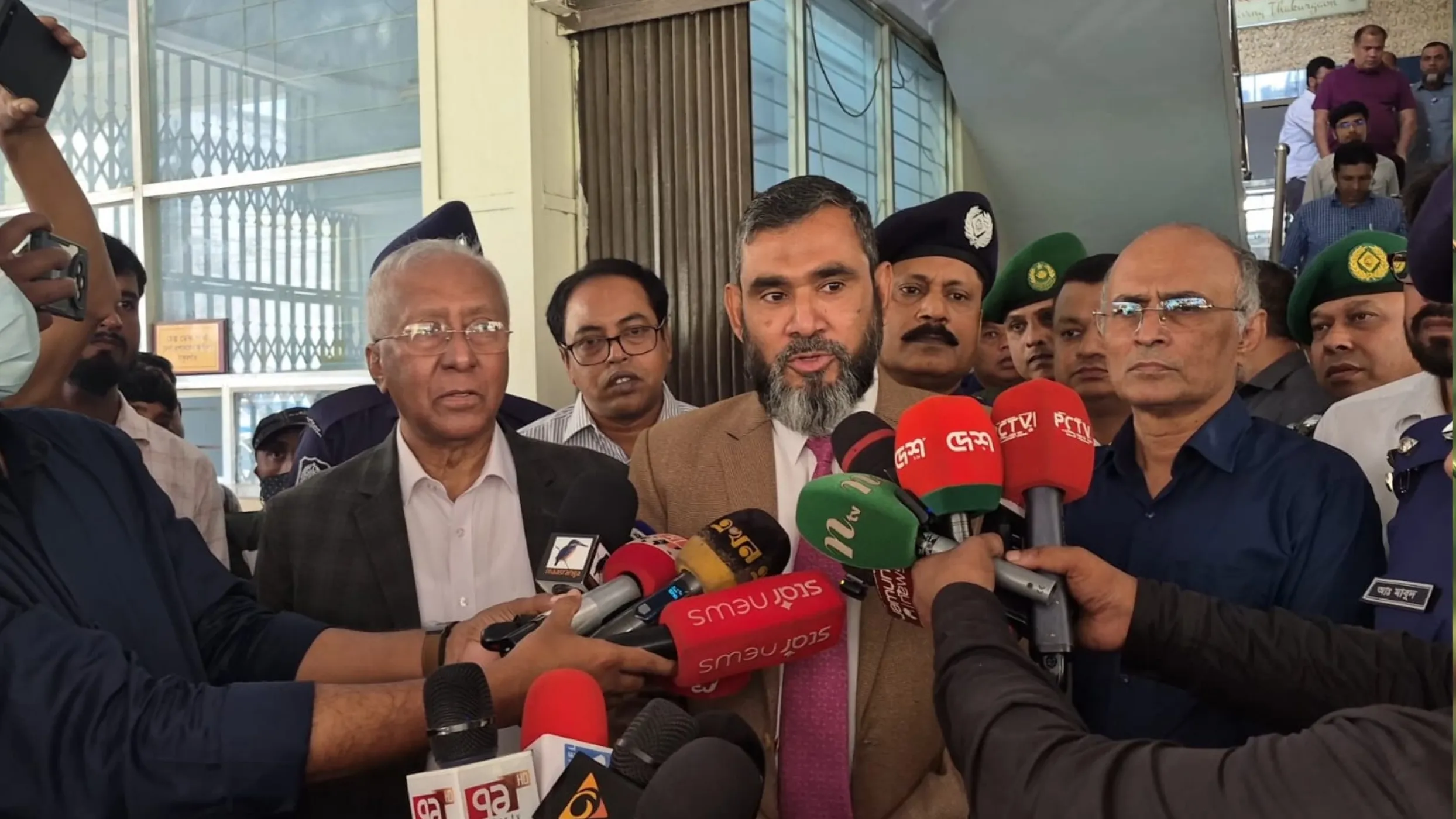 ঠাকুরগাঁও-১ উপনির্বাচনে সেনা মোতায়েনের পরিকল্পনা নেই: ইসি সানাউল্লাহ