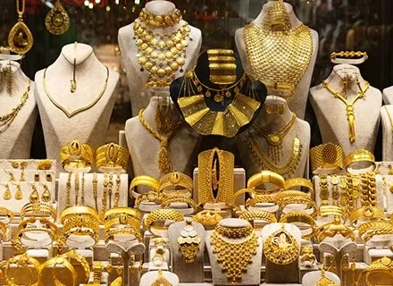 Gold price falls by Tk1,750 per bhori in a day
