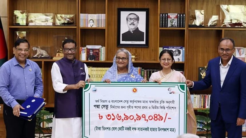 Padma Bridge: Loan repayment starts with Tk 316.91cr returned to govt