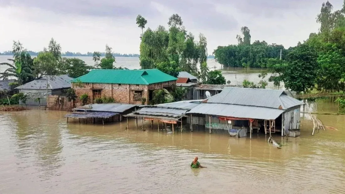 State Minister: Sufficient relief materials in stock for flood-hit areas