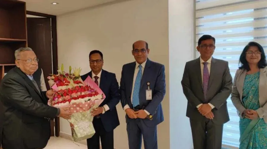 Agreeing on economic challenges, new Finance Minister asks for time