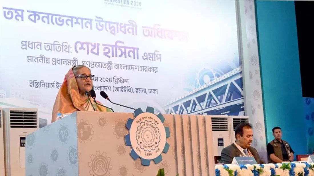PM: Not only the wealthy, rickshaw pullers and day labourers should be living in flats too
