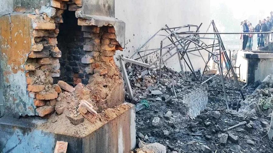 Woman, daughter among 3 dead in boiler explosion at Thakurgaon rice mill