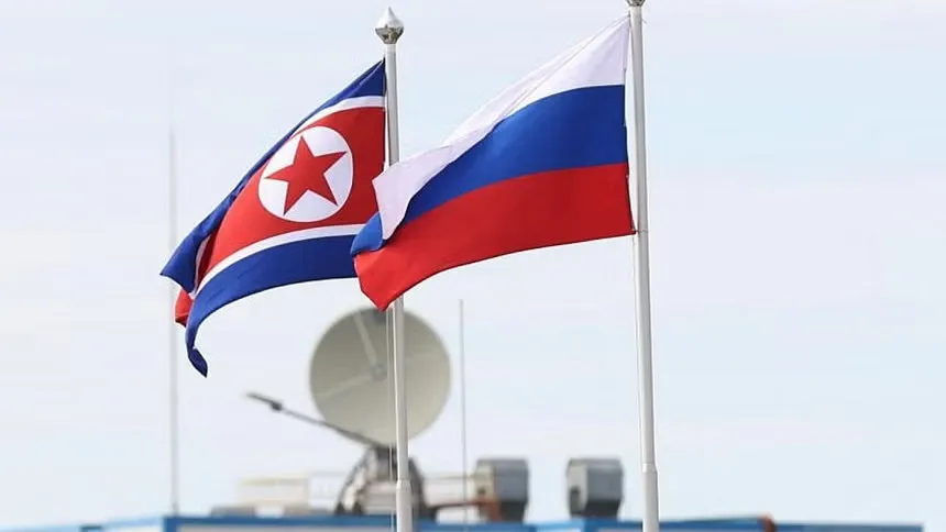 Train cars massing at North Korea, Russia border: report