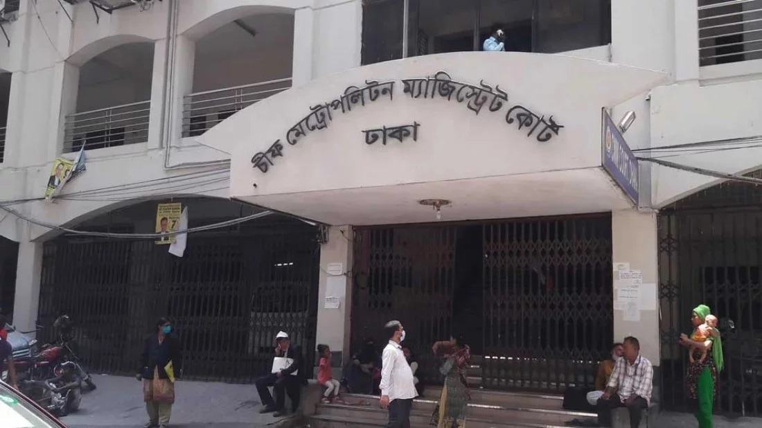 12 bailed in vandalism case over public service age limit movement