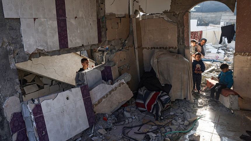 Israel faces Gaza ceasefire calls, US vows more arms