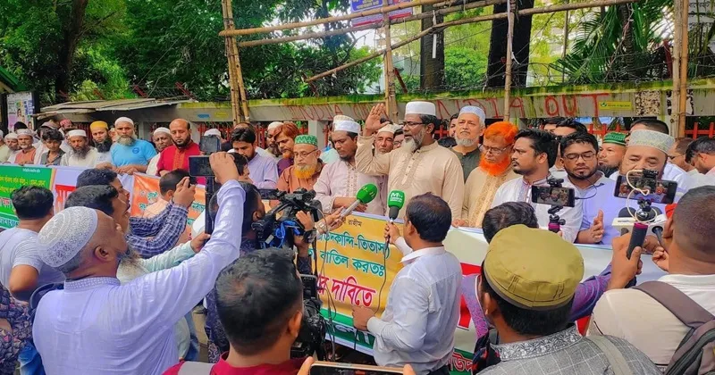 সীমানা পুননির্ধারণ অযৌক্তিক