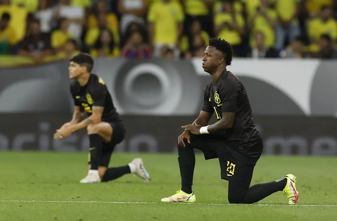 Vinicius and Brazil spot on with black strip anti-racism protest
