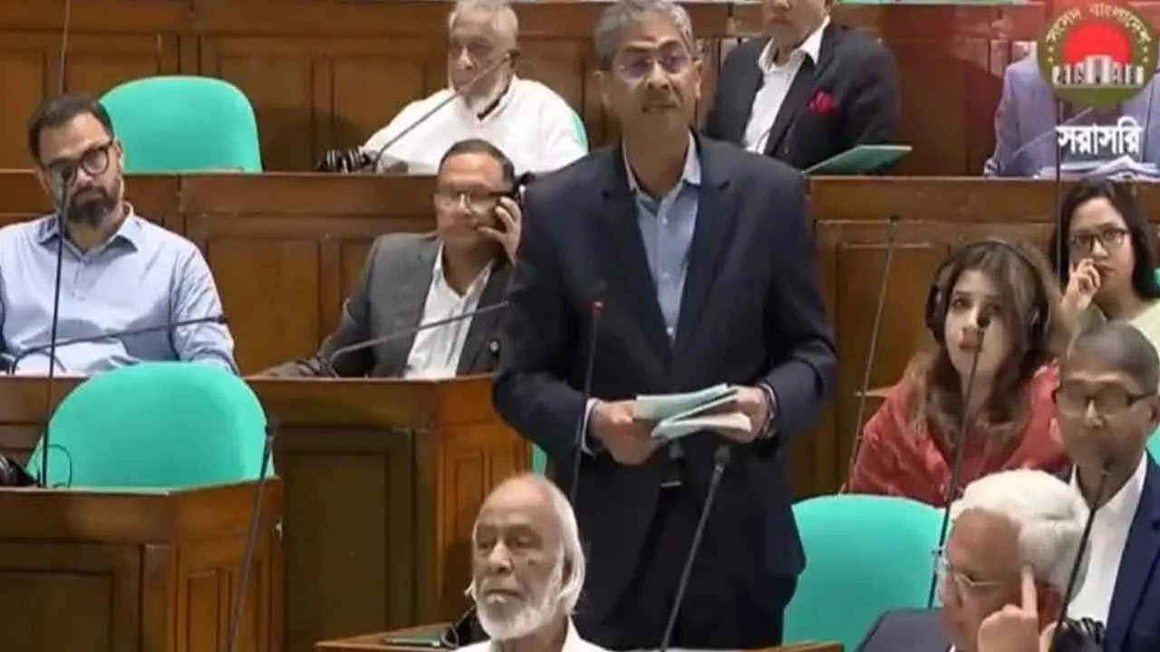 পদ্মা ব্যারেজ নির্মাণে অগ্রাধিকার দিচ্ছে সরকার: পানিসম্পদ মন্ত্রী