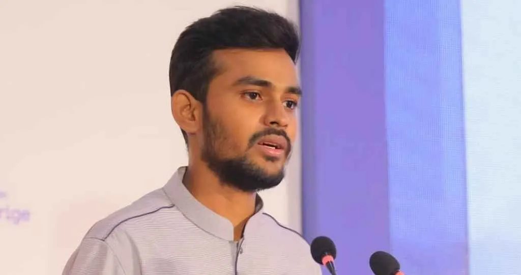 পশু নয়, কোরবানি হোক হিংসা ও অবিচারের: উপদেষ্টা আসিফ
