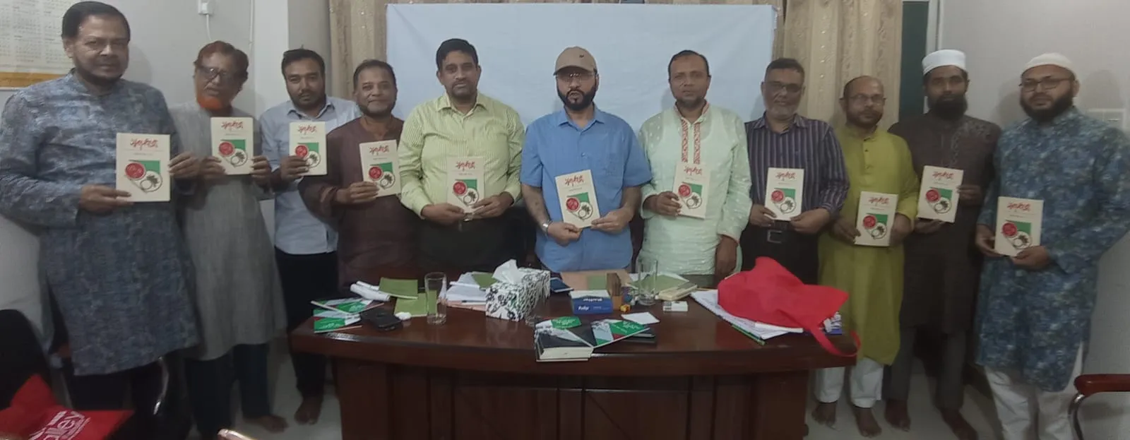 'সৃজনধারা'র মোড়ক উন্মোচন