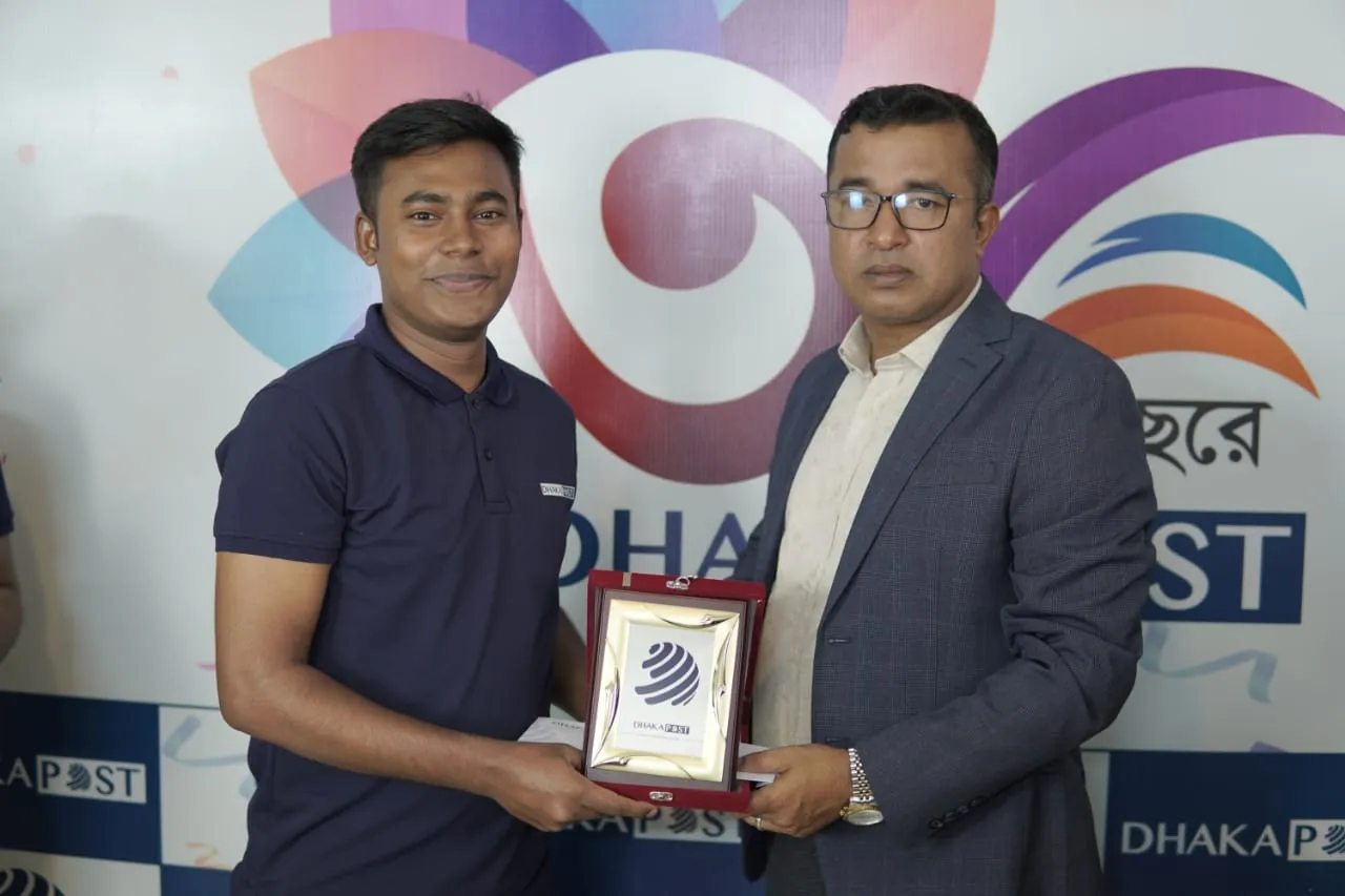 বর্ষসেরার পুরস্কার পেলেন ঢাকা পোস্টের এসআই রাজ