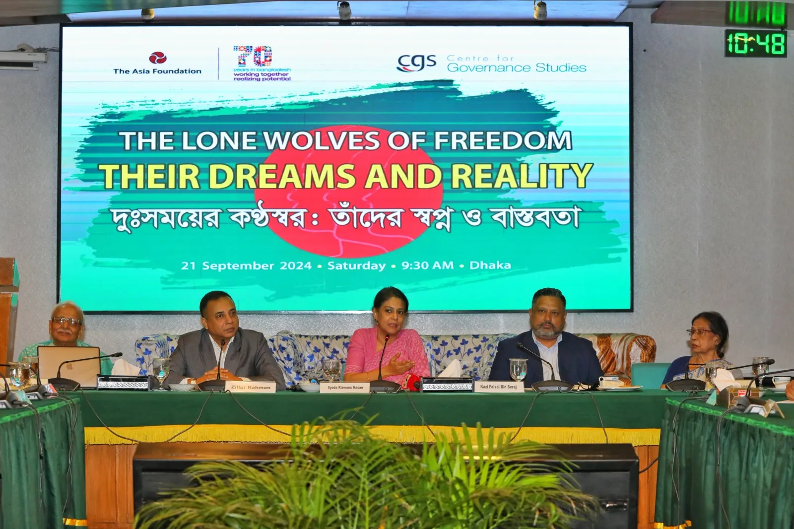 Prominent voices say political crisis must be solved by political leadership