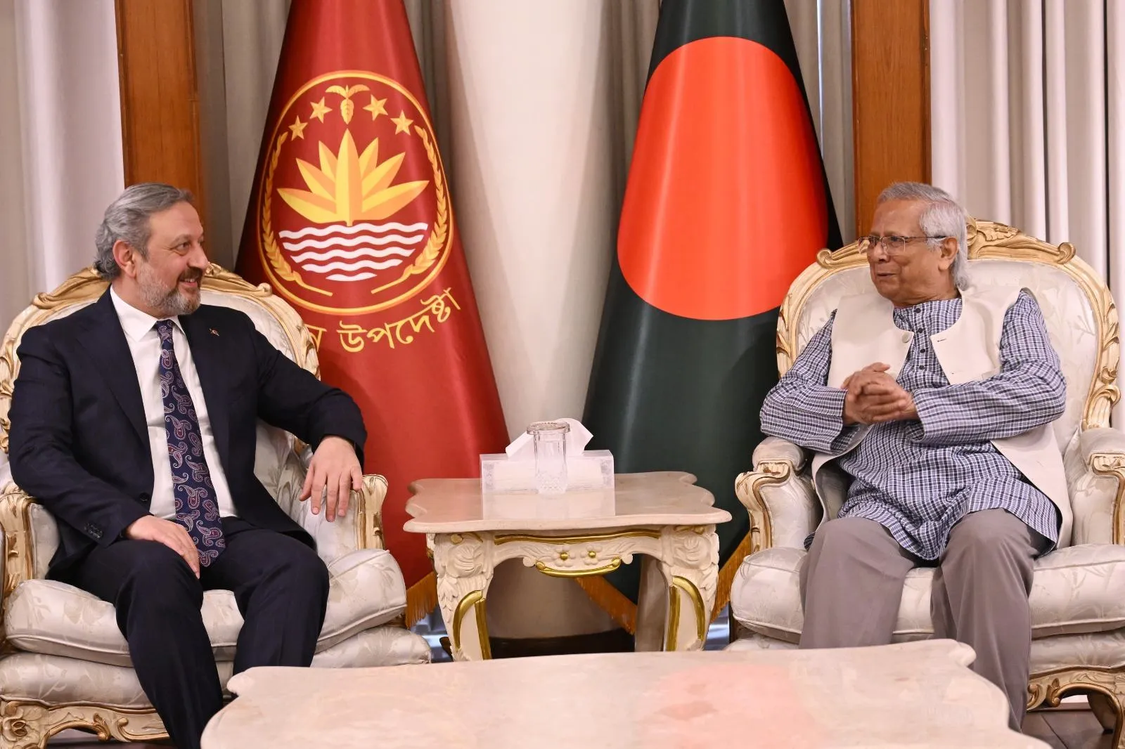 প্রধান উপদেষ্টার সঙ্গে তুরস্কের নির্বাচন পর্যবেক্ষক দলের সাক্ষাৎ