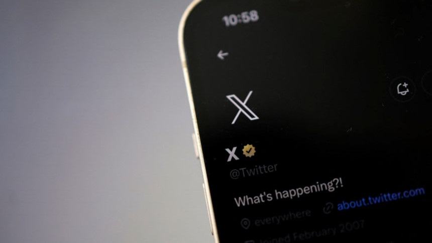Social media platform X back up after brief outage