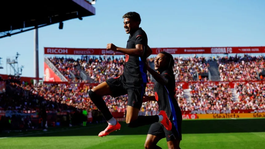 Flick praises Barca's outstanding teenager Yamal