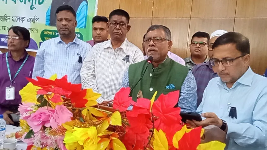 No shortage of saline in govt hospitals: health minister